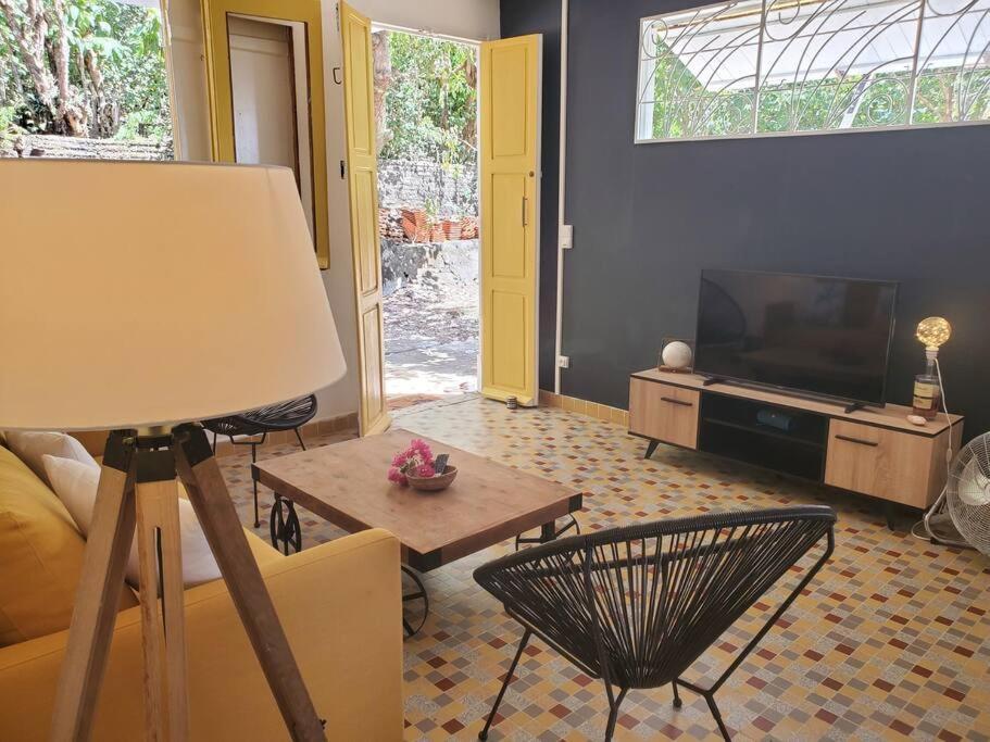 Villa Sunshine Trinite  Esterno foto